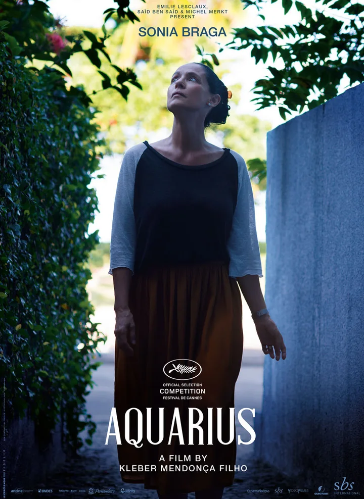 Aquarius (2016) film poster